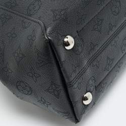 Pre Owned حقيبة لوي فيتون هينا بي إم جلد ماهينا أسود مونوغرامي