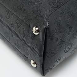 Pre Owned حقيبة لوي فيتون هينا بي إم جلد ماهينا أسود مونوغرامي