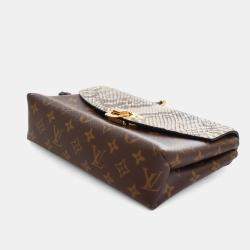 مملوكة مسبقًا حقيبة لوي فيتون ساينت بلاسيد بجلد الثعبان بني مونوغرام