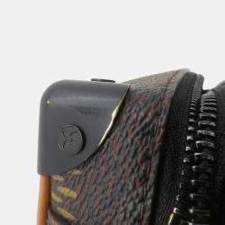 مملوكة مسبقًا Louis Vuitton Damier Giant Monogram Mini Soft Trunk Shoulder Bag