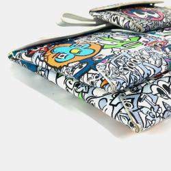 مملوكة مسبقًا حقيبة لويس فويتون مونوغرام كوميك تريو مغلف ثانية برباط حاملة بطاقات عمل/علبة بطاقات كلاتش جلد كانفاس متعددة الألوان