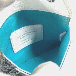 مملوكة مسبقًا حقيبة لويس فويتون مونوغرام كوميك تريو مغلف ثانية برباط حاملة بطاقات عمل/علبة بطاقات كلاتش جلد كانفاس متعددة الألوان