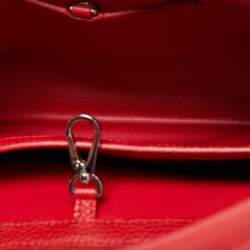 مملوكة مسبقًا Louis Vuitton Capucines PM Rubis Taurillon Leather Top Handle Bag