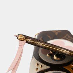 مملوكة مسبقًا Louis Vuitton Brown Monogram Lovely Birds Pochette Felicie