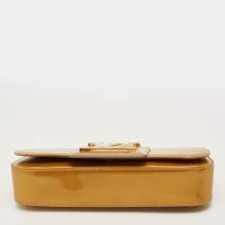 مملوكة مسبقًا Louis Vuitton Sobe Rose Florentine Vernis Clutch