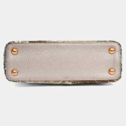 مملوكة مسبقًا Louis Vuitton 2015 Beige Metallic Sequins Taurillon Capucines BB with Strap