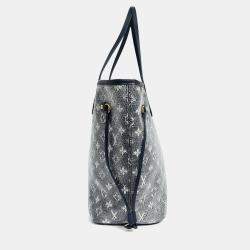 مملوكة مسبقًا Louis Vuitton Iridescent Blue Monogram MM Neverfull