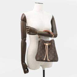 مملوكة مسبقًا حقيبة لويس فيتون نيونوي مونوغرام بوردو حجم بيبي