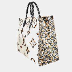مملوكة مسبقًا Louis Vuitton White Giant Monogram Jungle Canvas Onthego GM