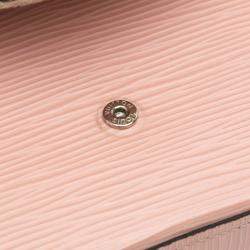 مملوكة مسبقًا Louis Vuitton Pink Epi Pochette Felicie