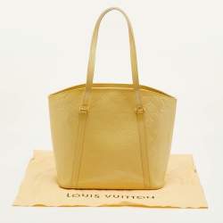 مملوكة مسبقًا حقيبة لويس فويتون أفالون بلمون كوريل جلد مونوغرام فيرني MM