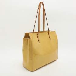 مملوكة مسبقًا حقيبة لوي فيتون كاتالينا مونوغرام فيرنيه أبيض مرجاني EW 