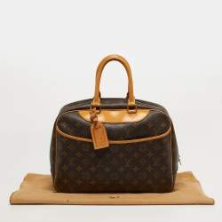 مملوكة مسبقًا حقيبة لويس فيتون دوفيل قماش مونوغرام