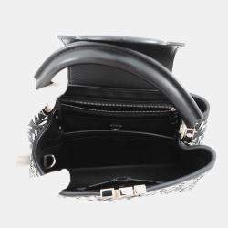 Pre Owned Louis Vuitton Capucines Noir/White Leather Size BB