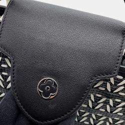 Pre Owned Louis Vuitton Capucines Noir/White Leather Size BB