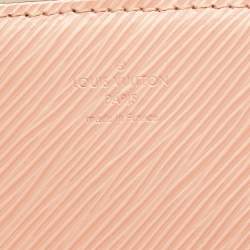 مملوكة مسبقًا حقيبة لوي فيتون ماريل بي بي إبي جلد تريانوم وردية