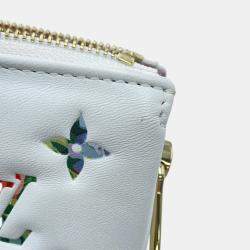 مملوكة مسبقًا Louis Vuitton Coussin Pm Monogram Lamb Leather Shoulder Bag White