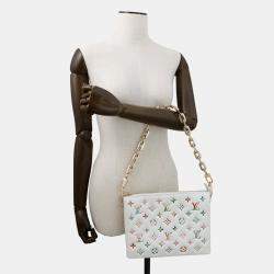 مملوكة مسبقًا Louis Vuitton Coussin Pm Monogram Lamb Leather Shoulder Bag White