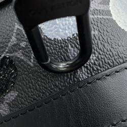 مملوكة مسبقًا حقيبة لوي فيتون مونوغرام إكليبس LV×YK كيبال باندوليير سوداء