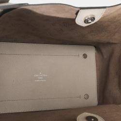 Pre Owned Louis Vuitton Galet Monogram Mahina Hina MM