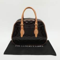 مملوكة مسبقًا Louis Vuitton Summit Drive Amarante Monogram Vernis Bag