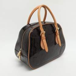 مملوكة مسبقًا Louis Vuitton Summit Drive Amarante Monogram Vernis Bag