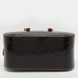 مملوكة مسبقًا Louis Vuitton Summit Drive Amarante Monogram Vernis Bag