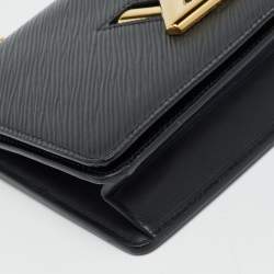 مملوكة مسبقًا Louis Vuitton Twist Belt Black Epi Leather Chain Pouch