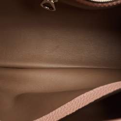 مملوكة مسبقًا Louis Vuitton Capucines MM Pink Leather Bag
