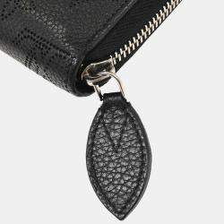 مملوكة مسبقًا Louis Vuitton Monogram Mahina Zippy Wallet