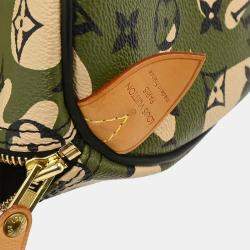 مملوكة مسبقًا Louis Vuitton Green Monogramouflage Speedy 35 Handbag