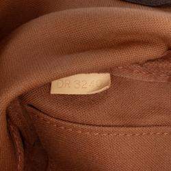 مملوكة مسبقًا حقيبة لوي فيتون مولتي بوشيت أسيسوار بني مونوغرام