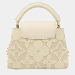 Pre Owned Louis Vuitton Capucines Mini Handbag