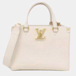 مملوكة مسبقًا Louis Vuitton Lock & Go Handbag