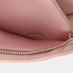 مملوكة مسبقًا Louis Vuitton Pink Epi Twist Belt Chain Wallet