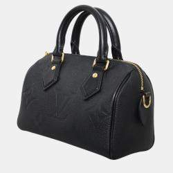 مملوكة مسبقًا ```json
{"name": "Louis Vuitton Bandouliere 20 Monogram Empreinte Speedy Bag", "name_ar": "حقيبة سبيدي لوي فيتون باندولير 20 مونوغرام إمبريانت"}
```