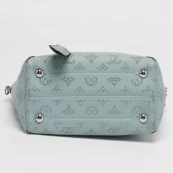 مملوكة مسبقًا حقيبة لوي فيتون هينا بي إم جلد ماهينا أسود مونوغرامي