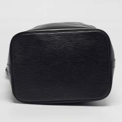 مملوكة مسبقًا Louis Vuitton Noé GM Black Epi Leather Bucket Bag
