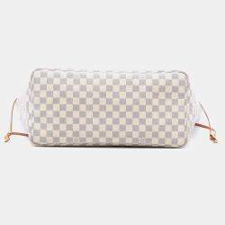 مملوكة مسبقًا حقيبة لوي فيتون داميير ازور نيفيرفول كبيرة بيضاء