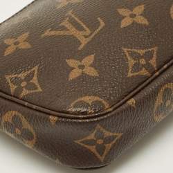 مملوكة مسبقًا Louis Vuitton Mini Monogram Canvas Pochette Accessoires