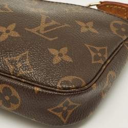 مملوكة مسبقًا Louis Vuitton Mini Monogram Canvas Pochette Accessoires