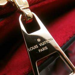 مملوكة مسبقًا Louis Vuitton Brown Red Monogram Soufflot BB