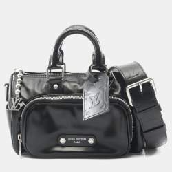 Pre Owned Louis Vuitton Keepall Cargo Bandouliere 25 Handbag In Calfskin Leather Black