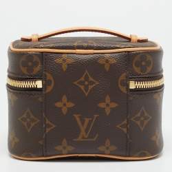 Pre Owned حافظة مستحضرات تجميل لوي فيتون "نايس نانو" كانفاس مونوغرام