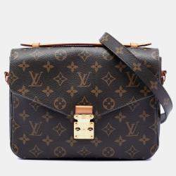 مملوكة مسبق ًا Louis Vuitton Brown Monogram Pochette Metis