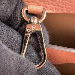 Pre Owned Louis Vuitton Capucines Magnolia Taurillon Leather Size Bb