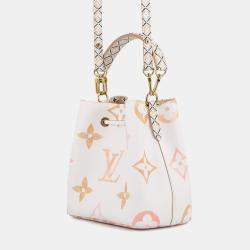 مملوكة مسبقًا حقيبة لوي فيتون لو عند منطقة نيو نوه أبيض/بيج منومغام / حجم عملاق بي بي