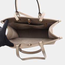 مملوكة مسبقًا حقيبة لوي فيتون أون ذا غو تورترل مونوغرام أمبران جلد حجم متوسط