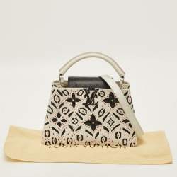 Pre Owned حقيبة لوي فيتون كابوسينز BB زهرة جلد أبيض/أسود