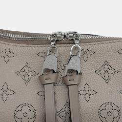 مملوكة مسبقًا Louis Vuitton Beige Leather Mahina Beaubourg Hobo MM